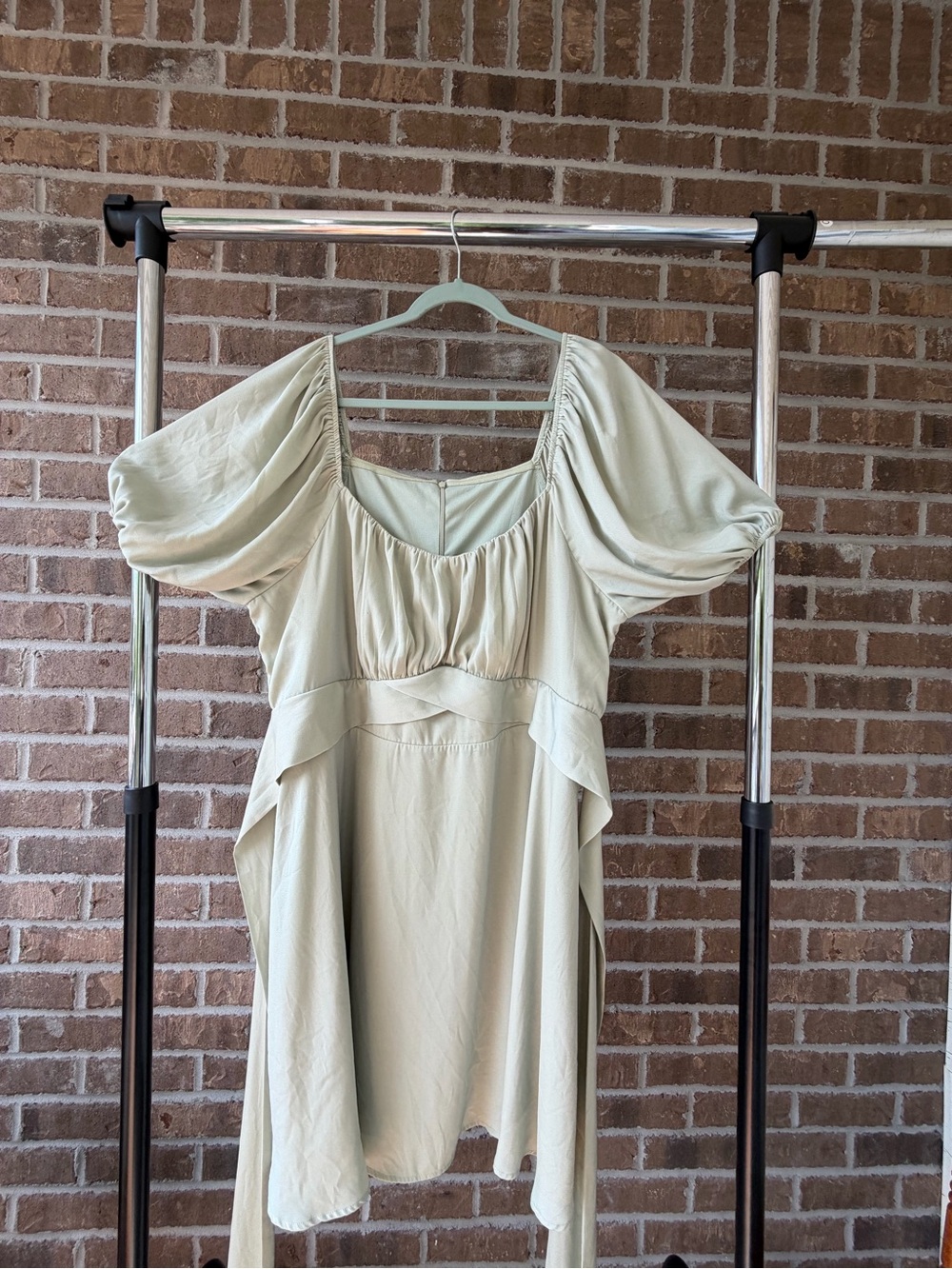 Arula light green short dress